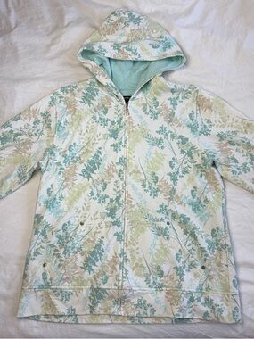 Eddie Bauer Floral camo Hooded Zip-Up Jacket in Mint, Sage & Cream